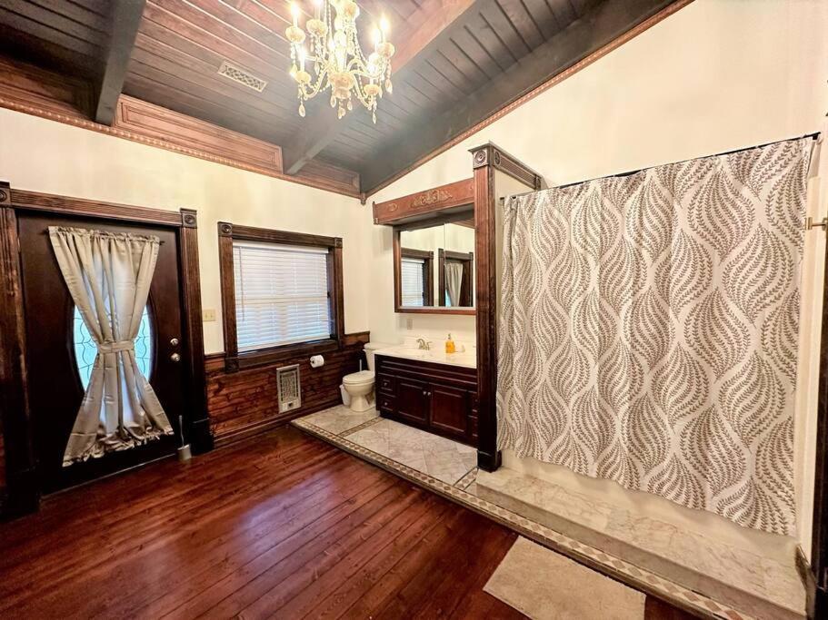 5 Bedroom Estate Near Casino And Downtown Bristol Esterno foto
